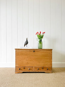 An English Pine Mule Chest Trunk or Blanket Box c1850