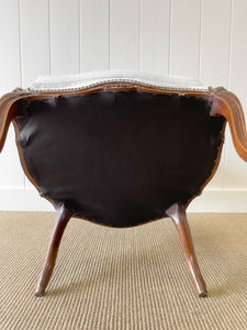 An Antique French Louis XV Style Walnut Bergere Arm Chair New Kravet Linen Upholstery