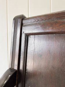 A Good 19th Century English Oak Settle