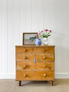 A Large  English Pine Chest of Drawers Dresser with Wooden Knobs on Tulip Feet c1890