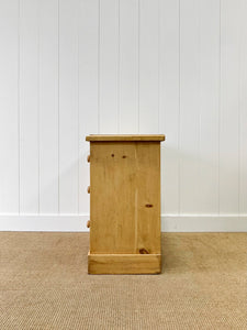 An Antique English Pine Chest of Drawers Dresser c1890