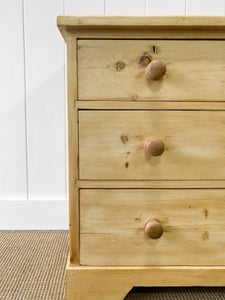 An Antique English Pine Chest of Drawers Dresser c1890