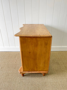 A Very Good English Pine Chest of Drawers/Dresser with Wooden Knobs c1890