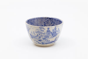 A Late 18th Early 19th Century English Blue & White Transfer Tea Bowl
