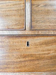 An 18th Century English Mahogany Chest of Drawers or Dresser