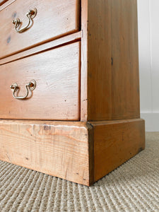 An Antique English Pine Chest of Drawers Dresser c1890