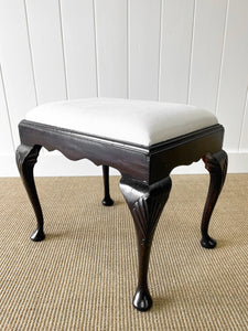 A Graceful 18th Century English Cabriole Leg Dressing Stool