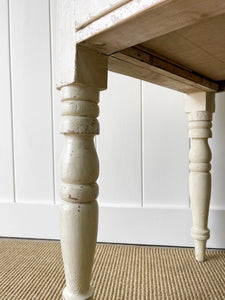 An English Country Farmhouse Pine 5 ft Sideboard or Huntboard