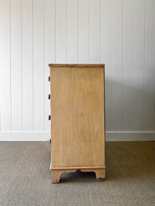 An 19th Century English Chest of Drawers or Dresser