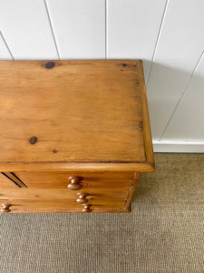 An Good English Pine Chest of Drawers Dresser c1890