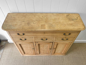 A Rustic English 19th Century Pine Cupboard c1880