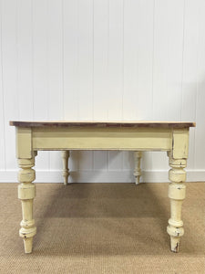 An English Country Farmhouse Pine Almost 5 ft Dining Table