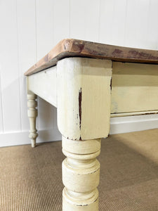 An English Country Farmhouse Pine Almost 5 ft Dining Table