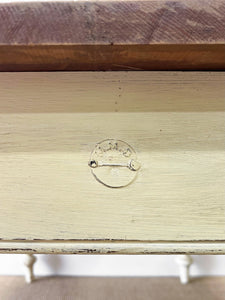 An English Country Farmhouse Pine Almost 5 ft Dining Table