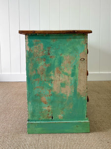 A Large English Country 6 Drawer Pine Buffet or Sideboard c1860