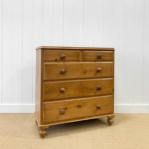 A 19th Century English Pine Chest of Drawers/Dresser with Tulip Feet