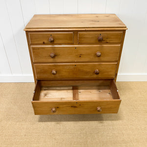 A 19th Century English Pine Chest of Drawers/Dresser with Tulip Feet