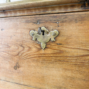 A Beautiful Antique Drop Front Desk c1820