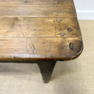 An Antique English Country Pine 5 ft Kitchen Dining Table c1890