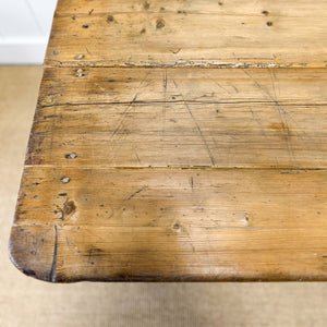 An Antique English Country Pine 5 ft Kitchen Dining Table c1890