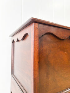 A George III Mahogany Sewing Table with Rising Lid