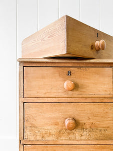 An Antique English Pine Chest of Drawers/Dresser c1890