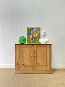 A Rustic English 19th Century Pine Cupboard c1880