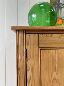 A Rustic English 19th Century Pine Cupboard c1880