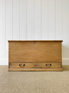 An English Pine Mule Chest Trunk or Blanket Box c1850