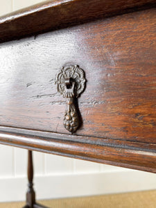An English Oak Lowboy Table c1790