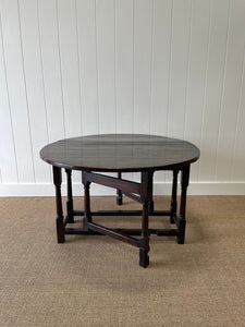 Antique English Country Oak Drop Leaf Gate Leg Table c1780