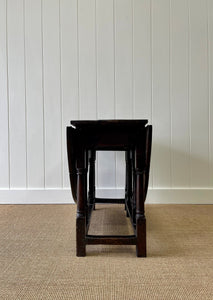 Antique English Country Oak Drop Leaf Gate Leg Table c1780