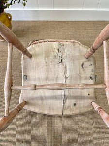 A Delightfully Weathered Antique English Windsor Chair c1890