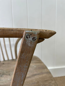 A Delightfully Weathered Antique English Windsor Chair c1890