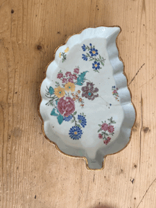 An Antique Chinese Leaf-Shaped Dish Qianlong Period 18th Century